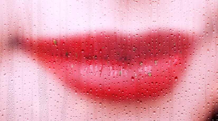 [Res Rhetorica]: „Rola uśmiechu w actio: między ekspresją niewerbalną a perswazją retoryczną”