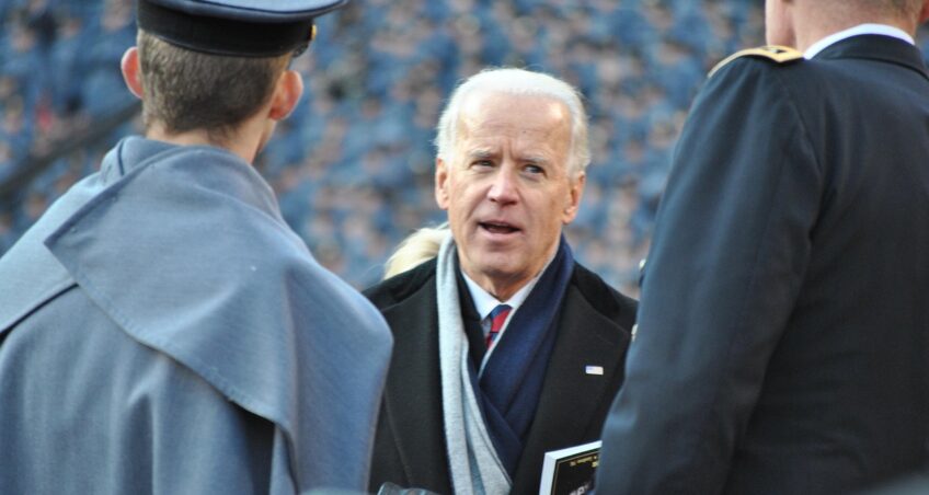 [Res Rhetorica] „The rhetorical dimension of the justification for the absence of direct military support for Ukraine in Joe Biden’s statements”
